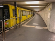 Metro - Theodor Heuss Platz